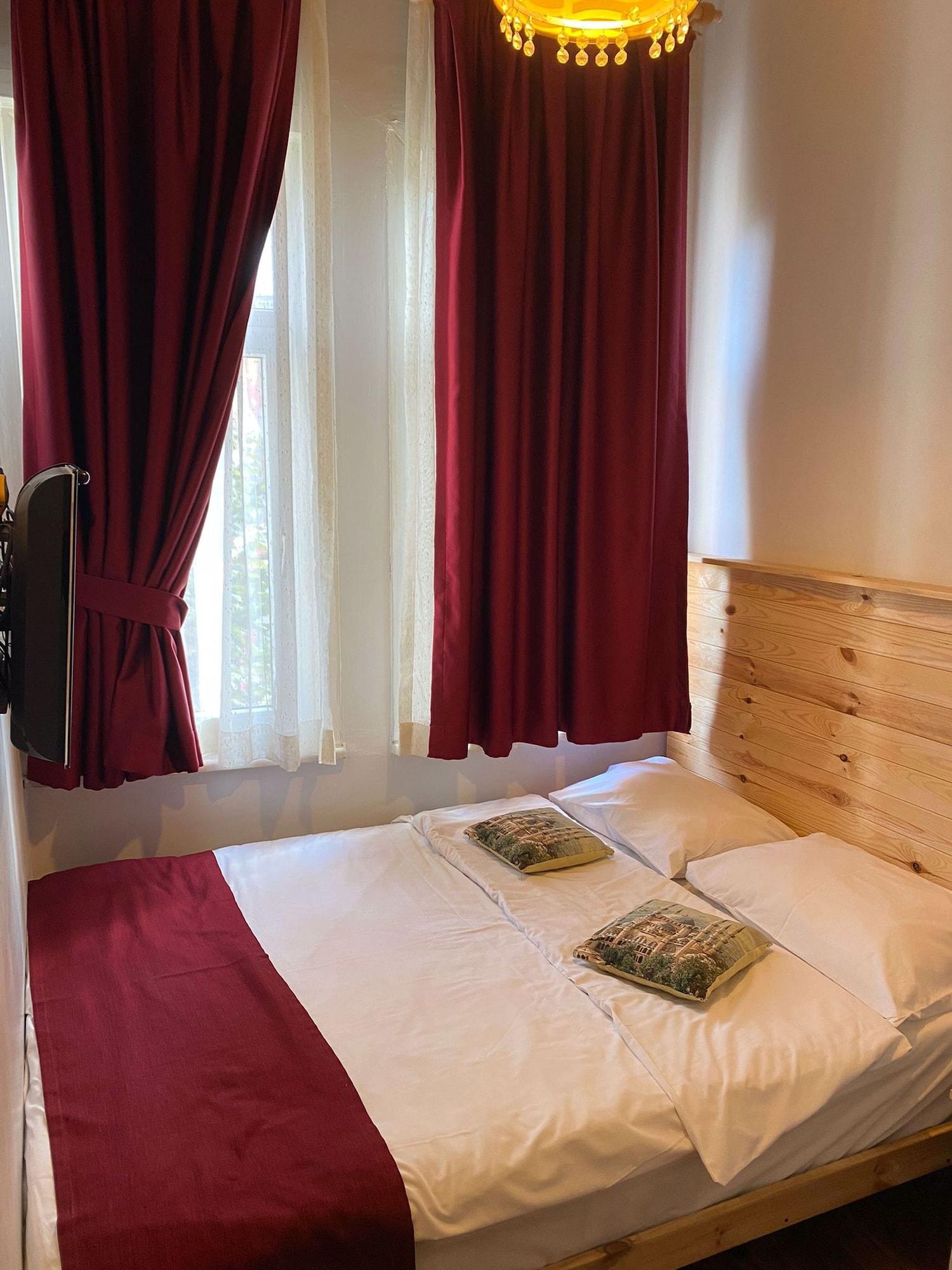 คอร์เนอร์ ฮอต Hotel อิสตันบูล ภายนอก รูปภาพ