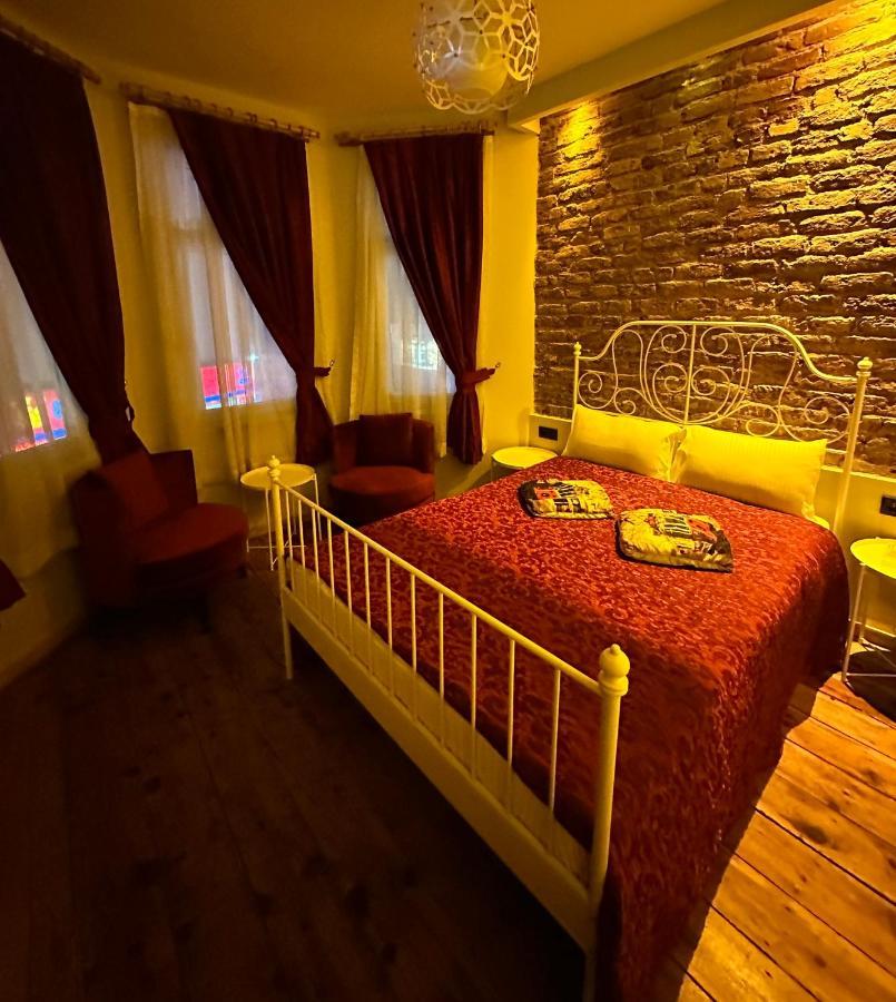 คอร์เนอร์ ฮอต Hotel อิสตันบูล ภายนอก รูปภาพ